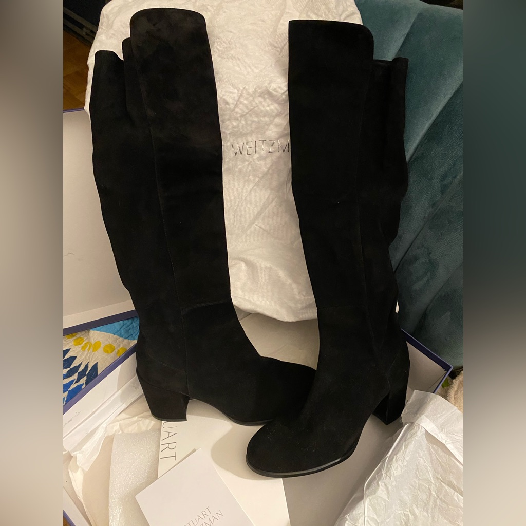 Stuart Weizman Boots Worn Twice , Very Good Condition. Tiny Defect On Right Heel